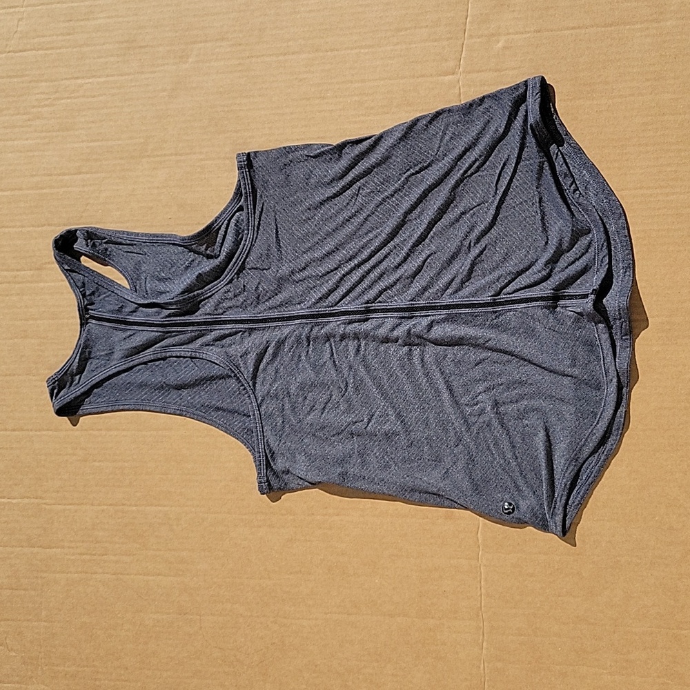 Lululemon top